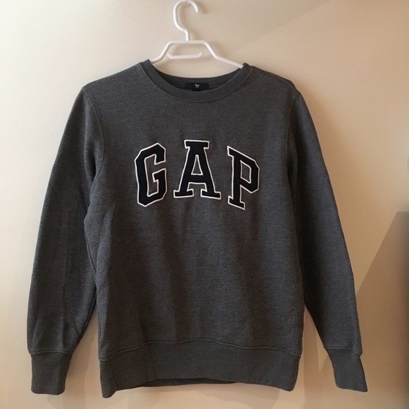 Dark grey crew neck from The Gap. - Picture 1 of 1